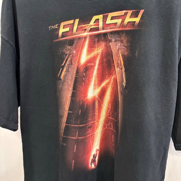 DC Comics The Flash Lighting Bolt TV Series Promo Graphic Tee T-Shirt Size L - Picture 5 of 16